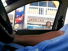 ລາວຕິດ cock ຂອງລາວແລະຂີ່ bitch ສຸດ cock ໄດ້